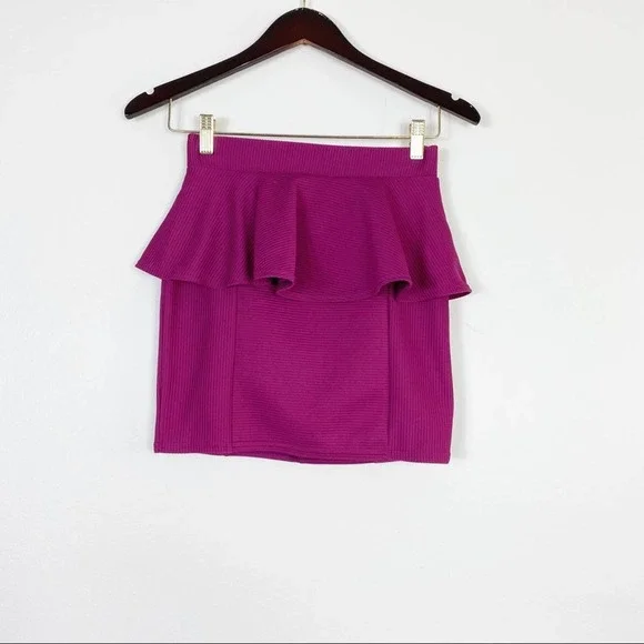 Topshop Peplum Purple Mini Skirt Elastic waist Cute Stylish Summer Casual  Size4 - Picture 2 of 6